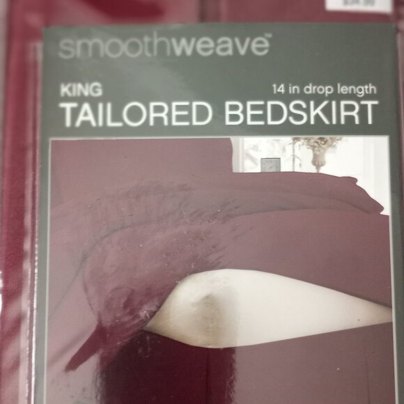 'Bed Bath & Beyond' King Tailored Bed skirt NWT Cranberry - Picture 3 of 5